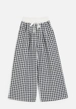 Wide waistband pants with slanted inset pockets - black gingham